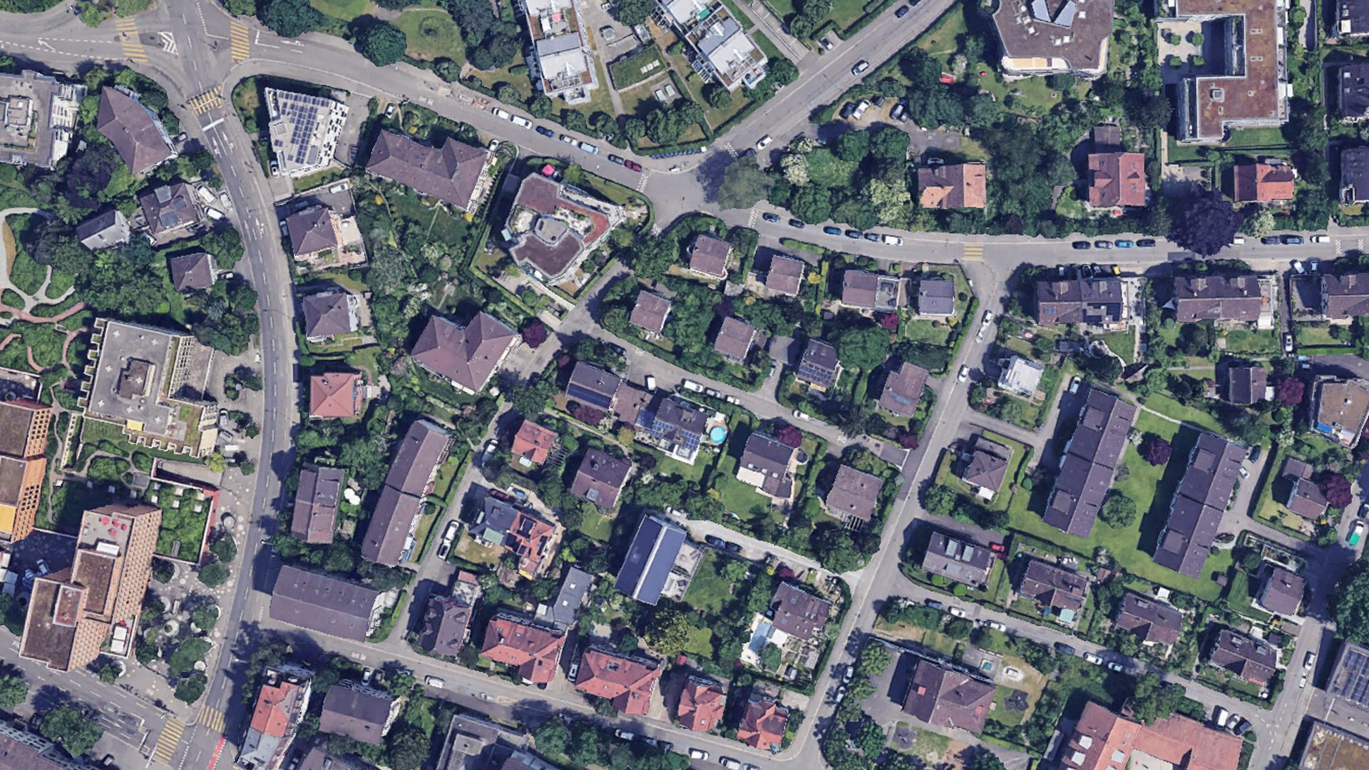 Analyse-eines-Mehrfamilienhauses-in-Zürich